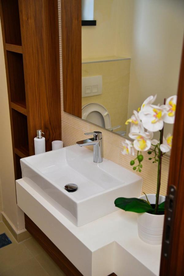 Lux Apartment In City Center Белград Екстериор снимка