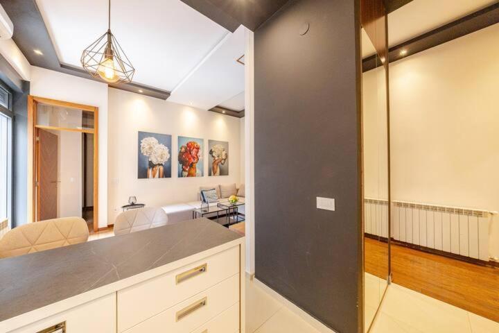 Lux Apartment In City Center Белград Екстериор снимка