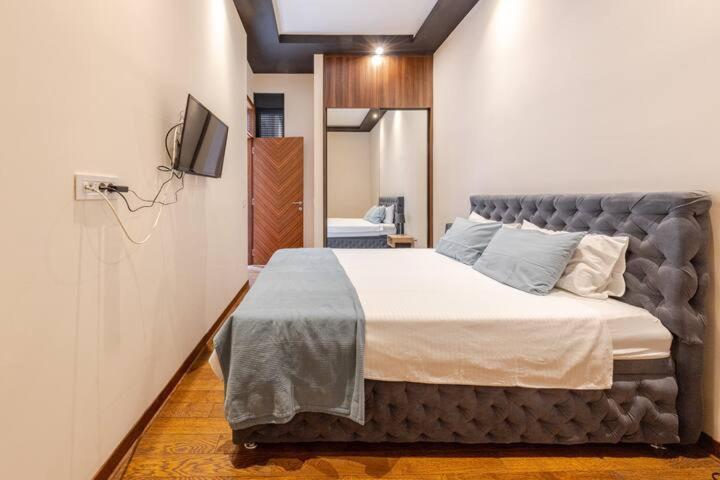 Lux Apartment In City Center Белград Екстериор снимка